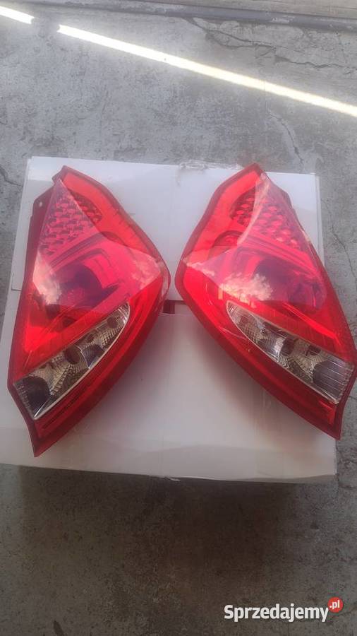 Ford Fiesta MK7 lampy tył osobowe Lampy tylne Opatów