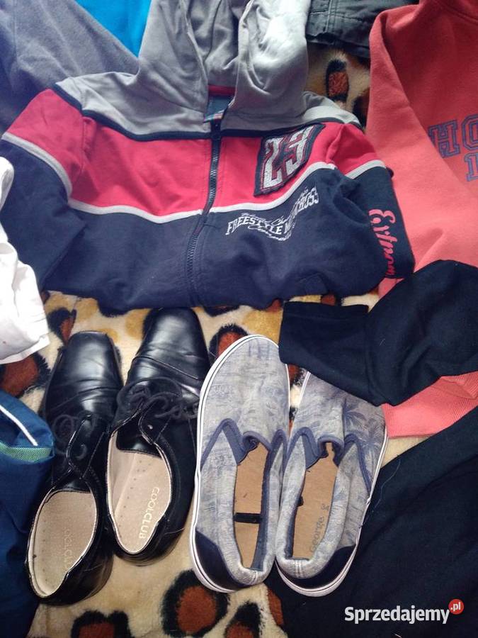 Różne paki chłopaka na 134 Sosnowiec