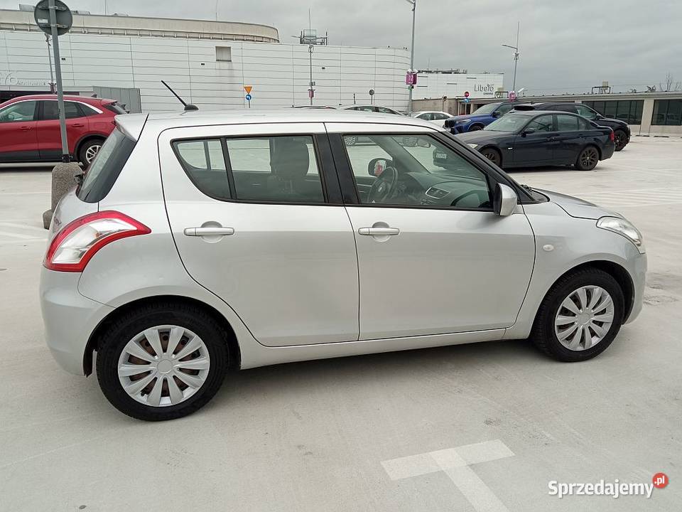 Suzuki Swift 12 94 Krajowy Bezwypadkowy radio Katowice
