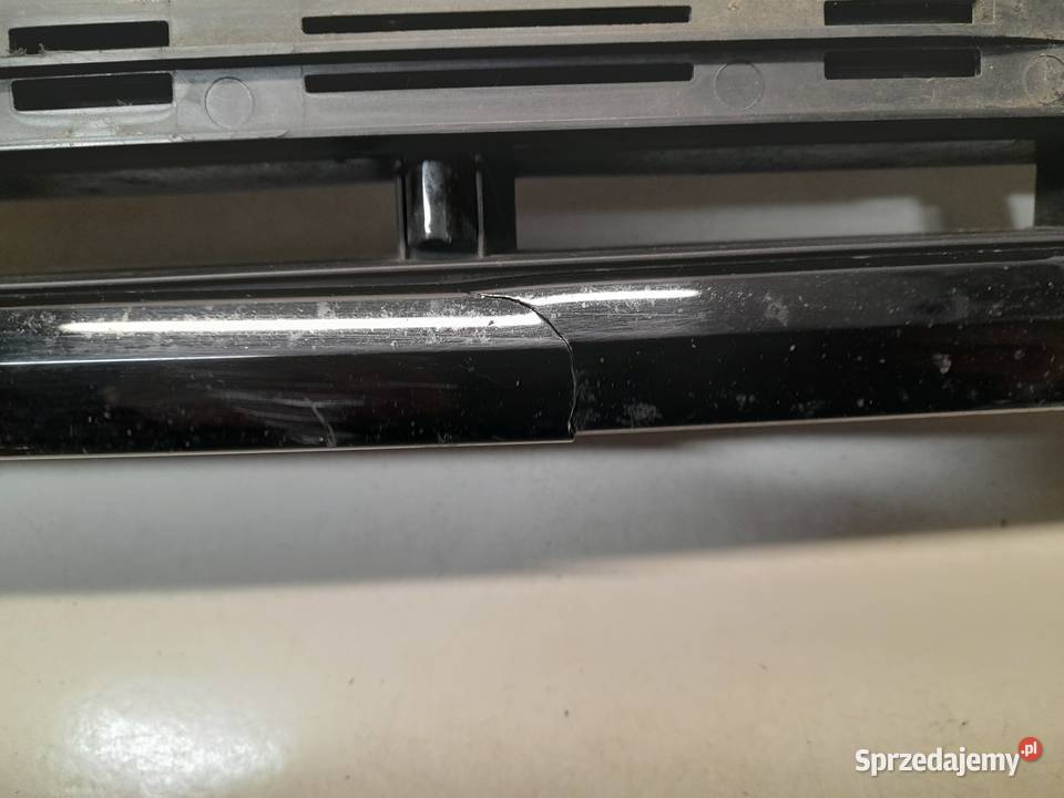 AUDI Q3 ATRAPA CHŁODNICY GRILL 83A853651E Części samochodowe zachodniopomorskie