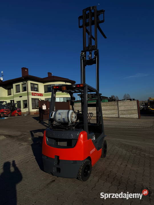 wózek widłowy TOYOTA 8FGF18 LPG 1800 Triplex Wózki widłowe Działoszyn