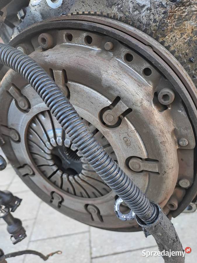 Audi A4 B6 19 TDi 130 silnik kompletny kod AWX