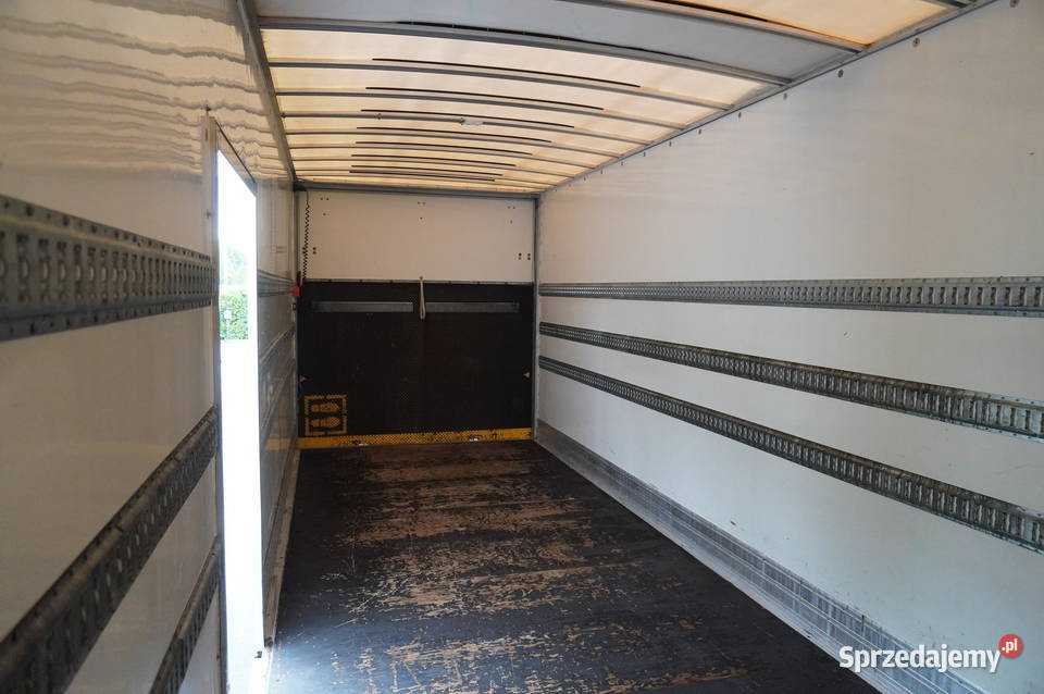 Iveco Eurocargo 12210 Kontener 18 EPAL 130 Winda pełny VAT Kraków