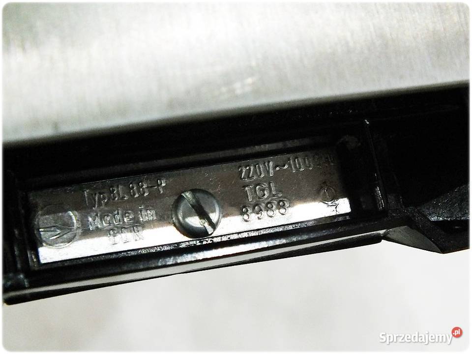 Solidne Żelazko Retro z GDR czasy komunizmu Żary