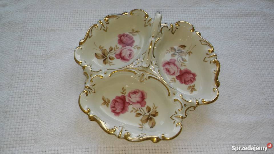 porcelanowa patera kabaret zdobiona w róże cudo