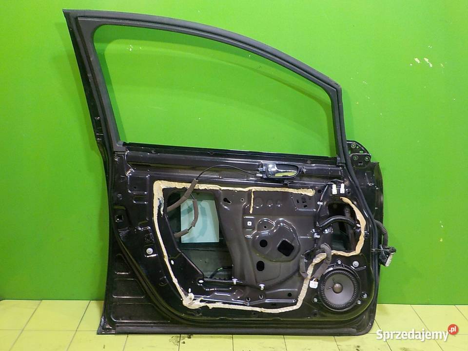 NISSAN LEAF I LIFT 16r 5D drzwi lewe przod Suków