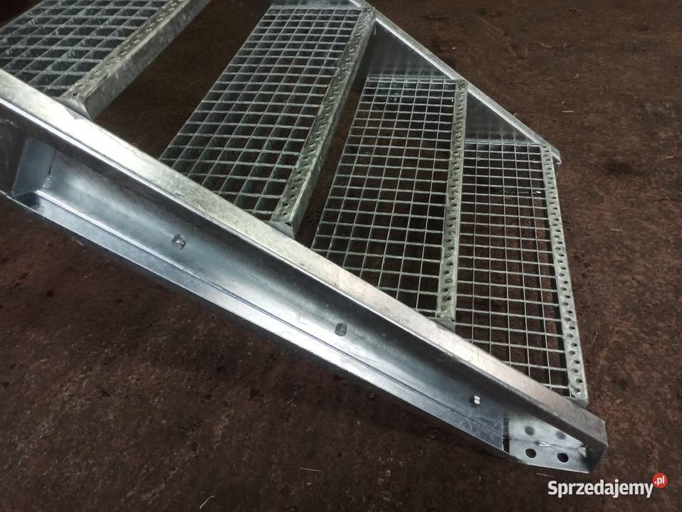 Schody metalowe wema ocynk wejście na 3 metry Elżbieta