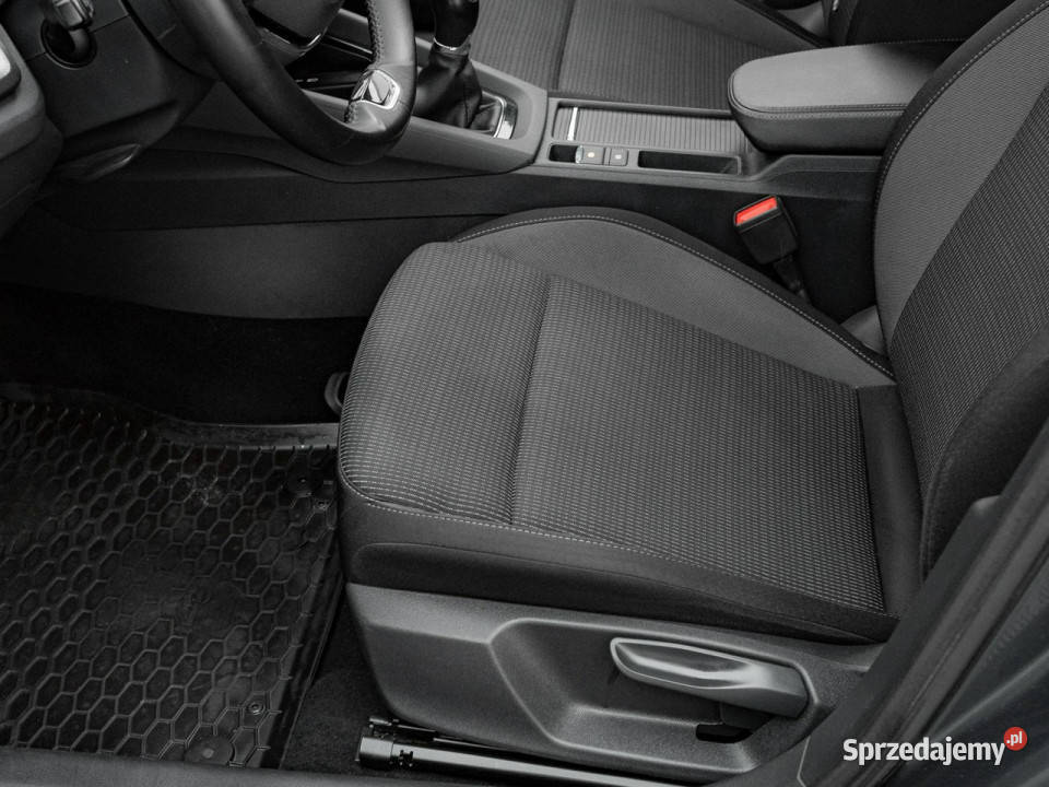 koda Octavia 15 TSI Ambition Czpark Podgrzf Pępowo