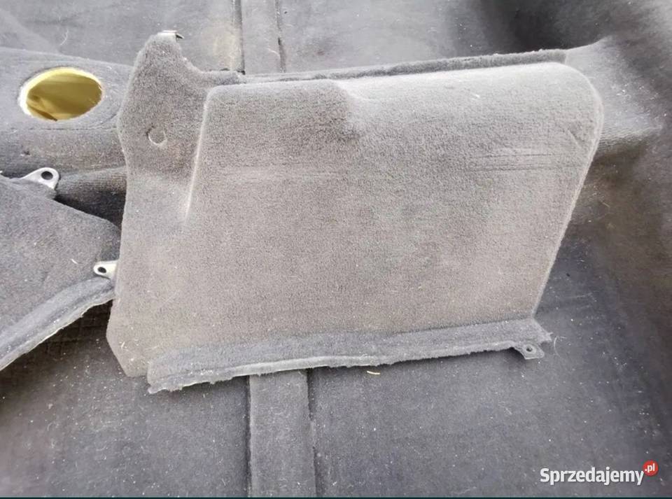 Tapicerka boczek bagażnika BMW E39 kombi Żory