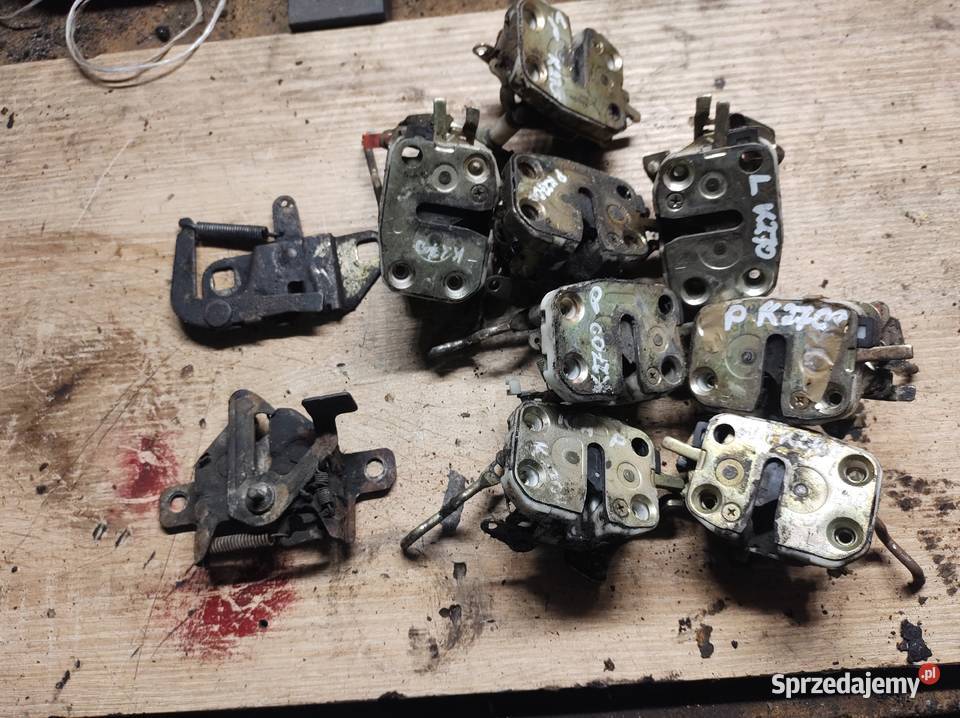 KIA K2700 zamek drzwi maski Kielce sprzedam