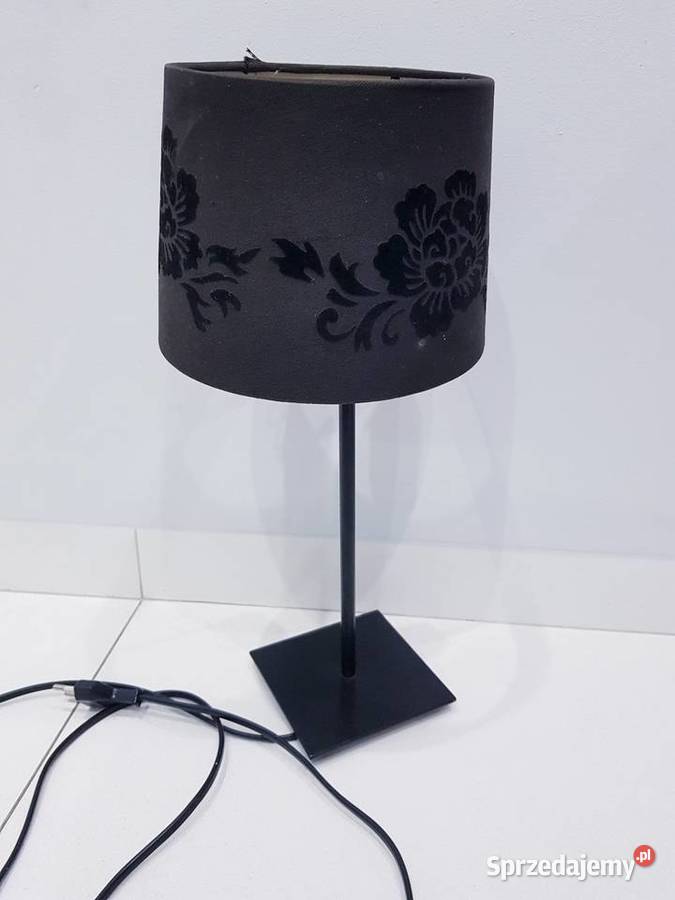 Stara dekoracyjna lampa z abażurowym defektem Oświetlenie śląskie Dąbrowa Górnicza