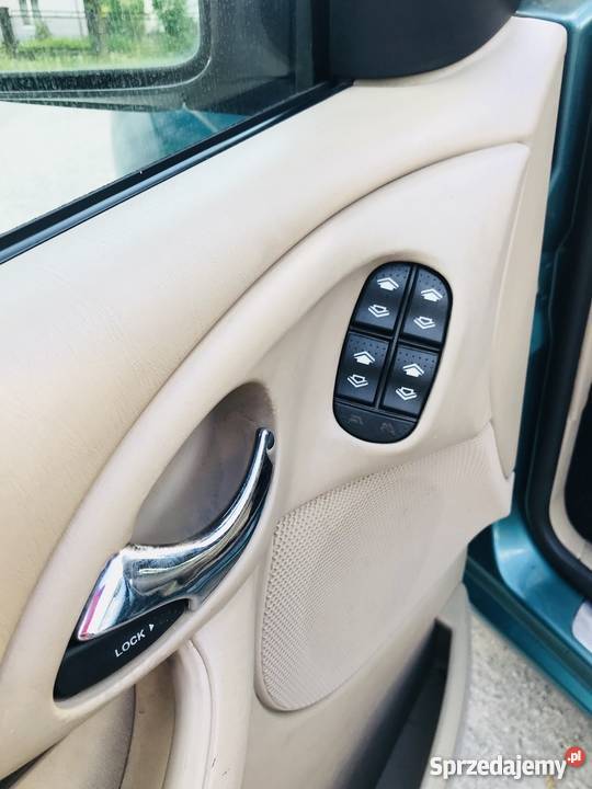 Ford focus mk1 wersja ghia full 156 przebieg Focus Pionki