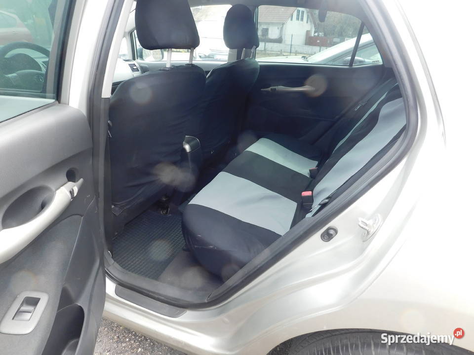 Toyota auris Łódź