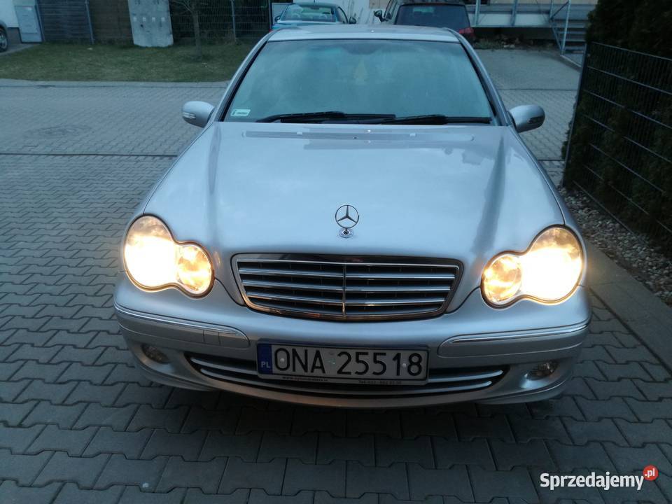 Mercedes C klasa W203 kompresor sedan anglik automatyczna Piaseczno