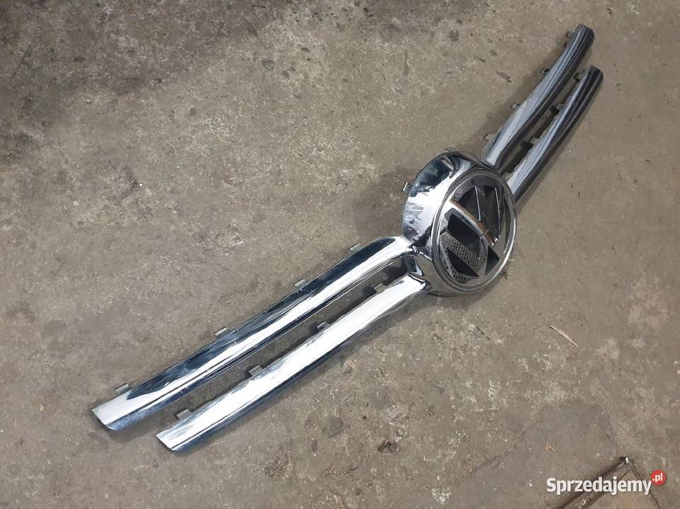 VW TOUAREG 0710 LIFT grill atrapa chrom listwa