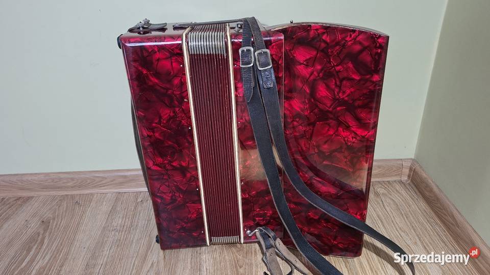 Akordeon Weltmeister 80basów futerał