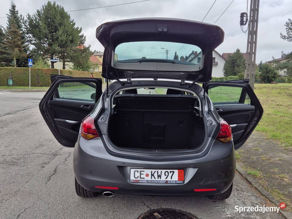 OPEL ASTRA J 20 CDTI OPŁACONY Z NIEMIEC KLIMA garażowany Astra Końskie