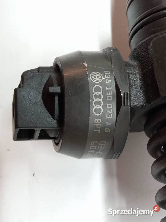 POMPOWTRYSKIWACZ 038130073AQ 0414720213 19 TDI osobowe Części samochodowe