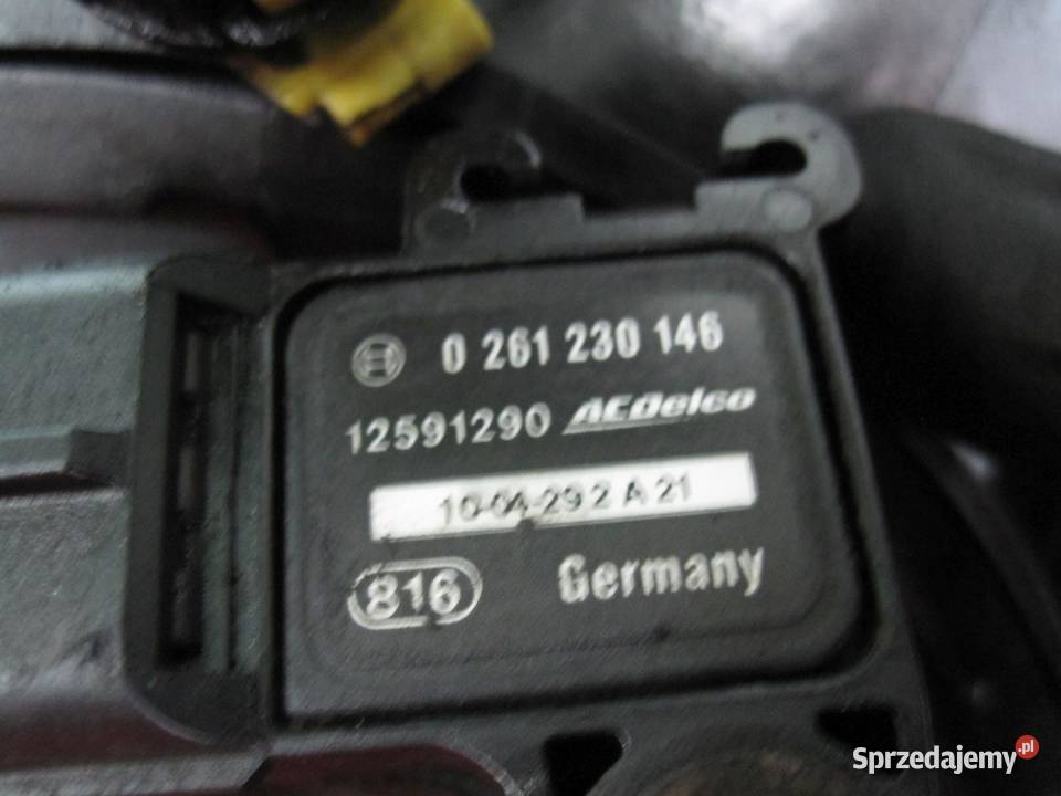 CORSA D 12 16V 10r kolektor ssący 55563664 osobowe