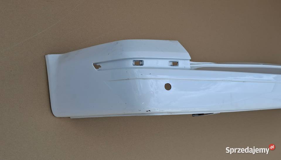 VW T6 LIFT T61 TRANSPORTER ZDERZAK TYŁ TYLNY Bieleń