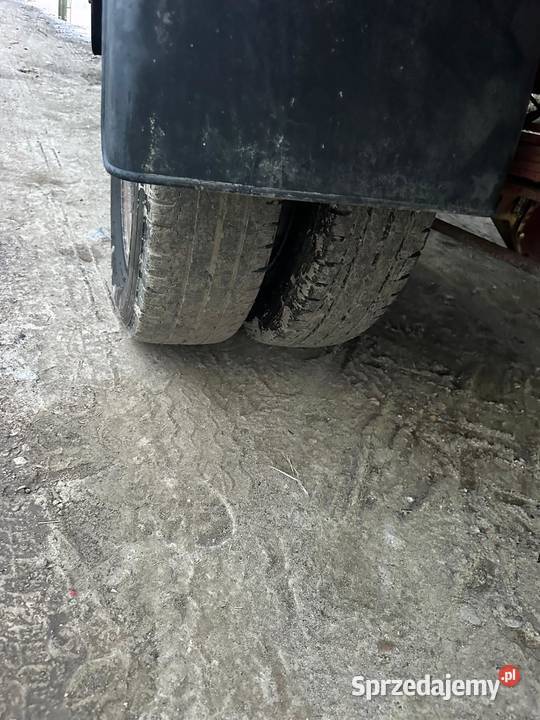 Wywrotka Wywrot Kiper IVECO Daily 35C12 23 HPI Tymowa