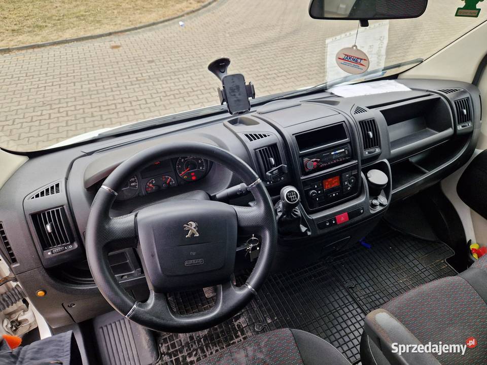 Peugeot Boxer 2019 r KONTENER 1 właściciel Osieck