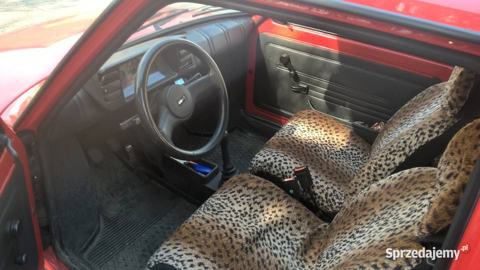 Czerwony maluszek łódzkie Wieluń