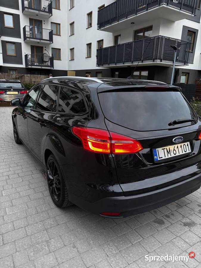 Ford Focus 15 EcoBoost 150 Titanium bogata