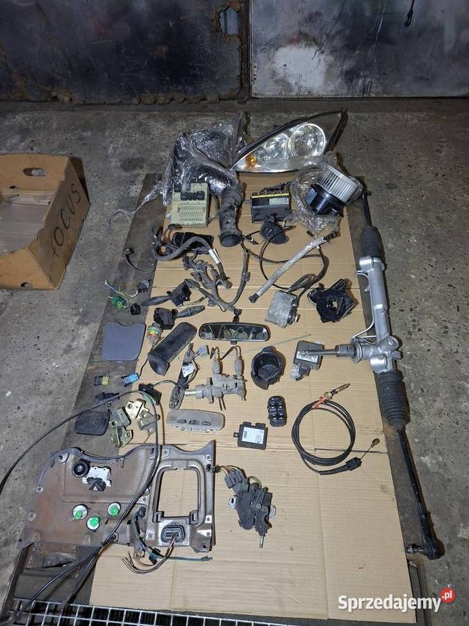 Ford focus mk1 23 benzyna Łańcut sprzedam