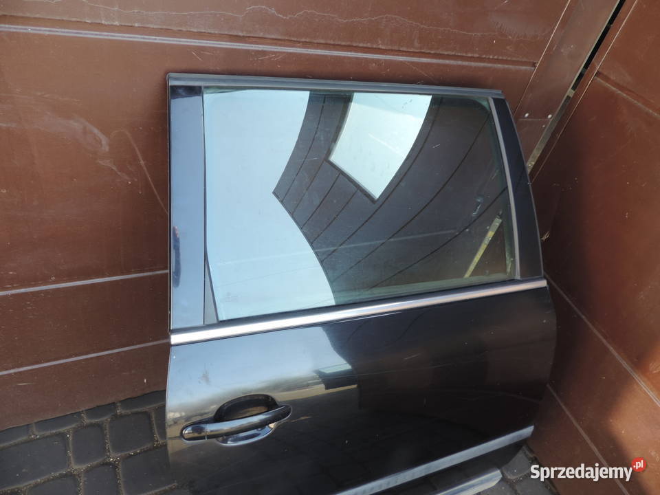 VW PASSAT B5 FL L041 KOMBI DRZWI PRAWY TYŁ Nowy Sącz