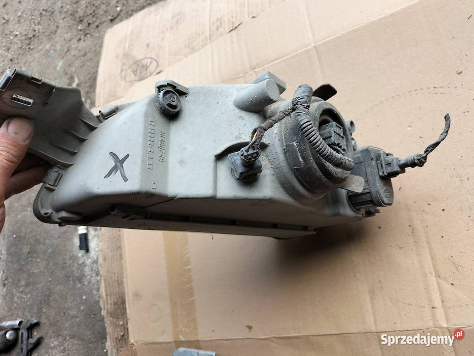 FIAT PUNTO 1 MK1 LAMPA PRZÓD PRZEDNIA PRAWA osobowe Kamień-Kolonia