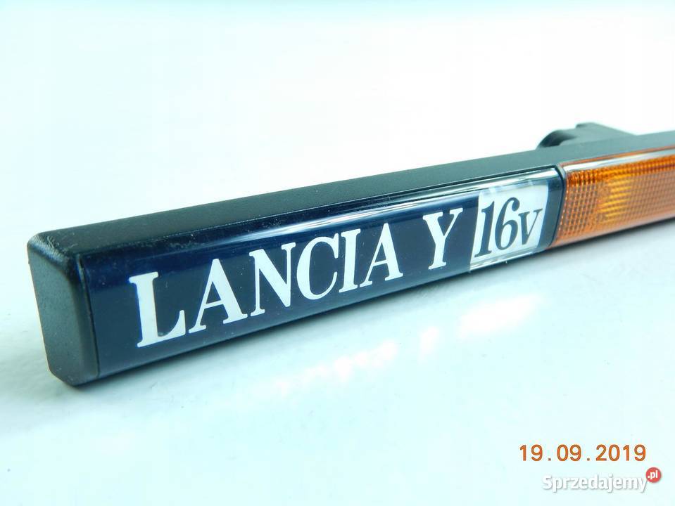 KIERUNKOWSKAZ BŁOTNIKA LEWY LANCIA Y 9500 ASO