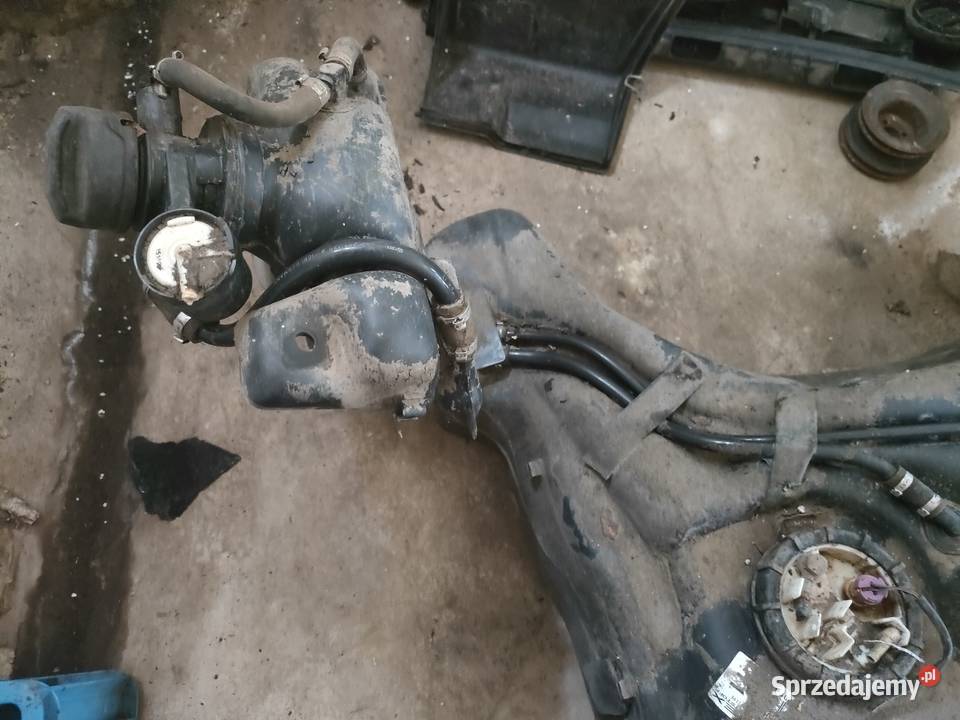 Zbiornik na benzynę AUDI 80B4 warmińsko-mazurskie Borzymy