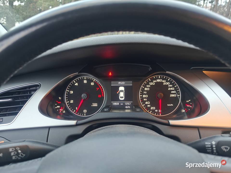 Audi A4 b8 18 tfsi mały przebieg manualna Nowa Sól