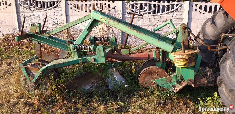 PŁUG DWUODKŁADNICOWY Z POGŁĘBIACZEM JAROCIN Radoszewnica