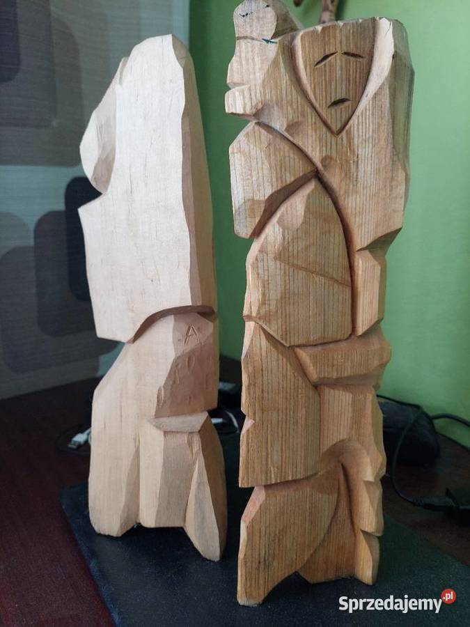 Snycerka dwie rzeźby Węgorzyno sprzedam