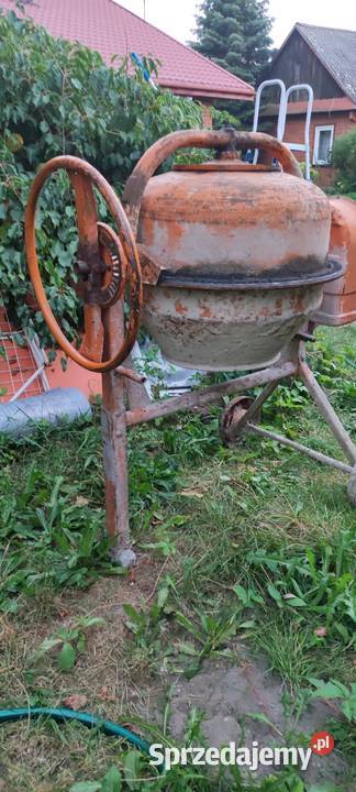 Duża betoniarka pojemniki na beton Kleszczele