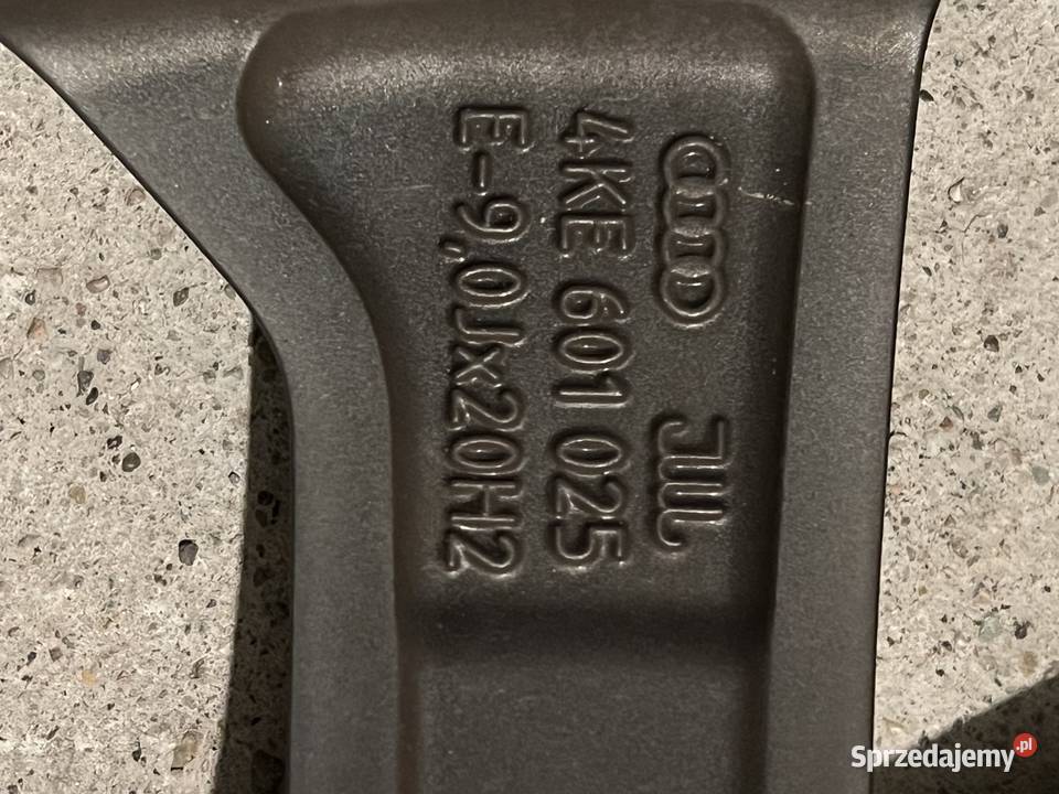 Kute felgi AUDI SPORT całe koła z czujnikami Pasym