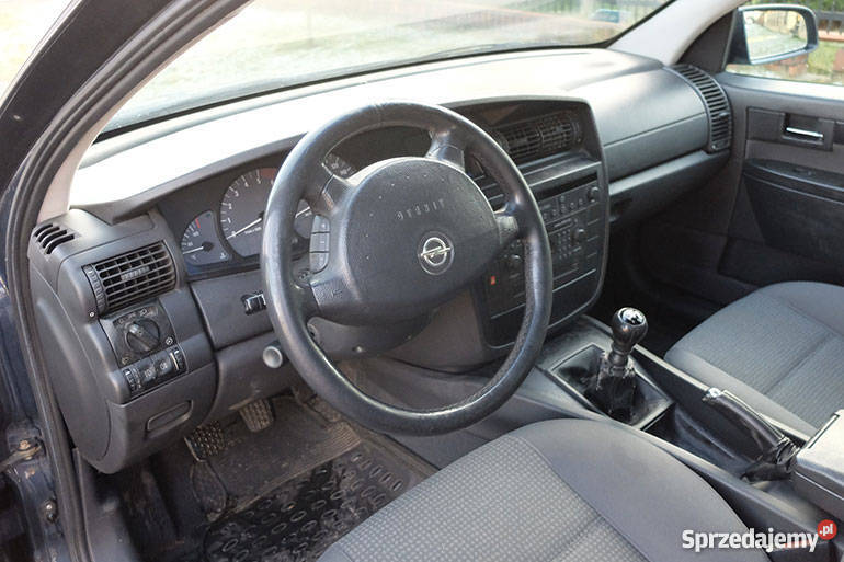 Sprzedam Opel Omega B 22 DTI Kombi nieuszkodzony