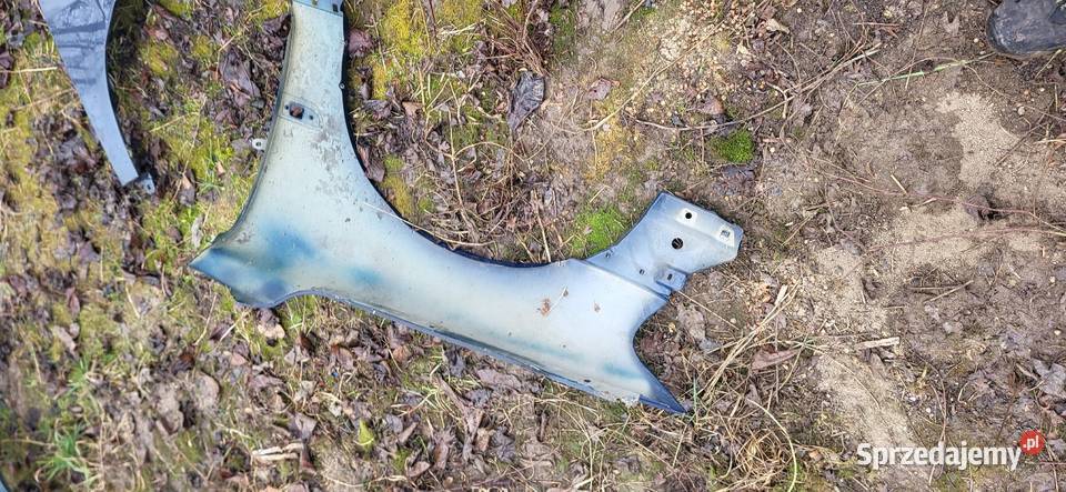 Błotnik Lewy Prawy Volvo V 70 ładny stan Błotniki małopolskie Żabno