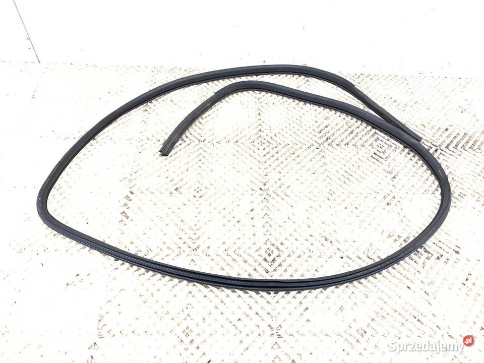 USZCZELKA DRZWI PRZÓD PRAWA NISSAN QASHQAI J11 osobowe podkarpackie