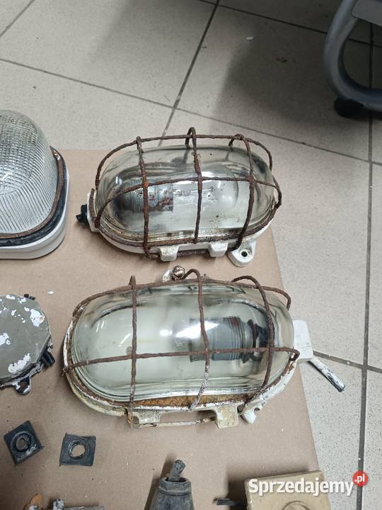 Zabytkowe lampy gospodarcze puszki gniazdka podkarpackie Rzeszów sprzedam