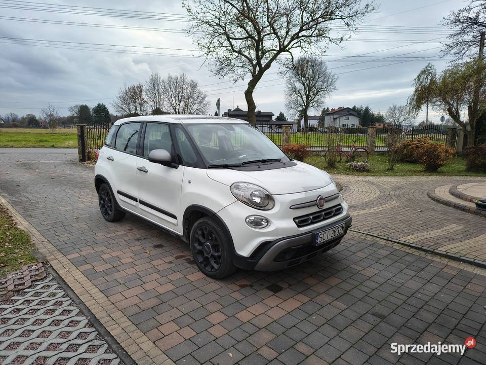 FIAT 500L CROSS świetny stan Strumień