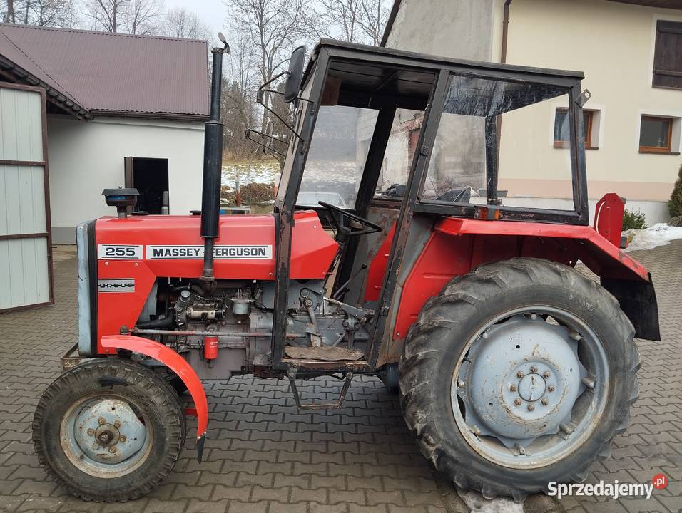 Ciągnik rolniczy MF255 Wieprz