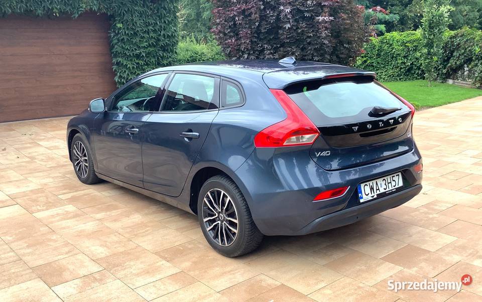 Volvo V40 D2 Momentum 2017 r V40 Ryńsk