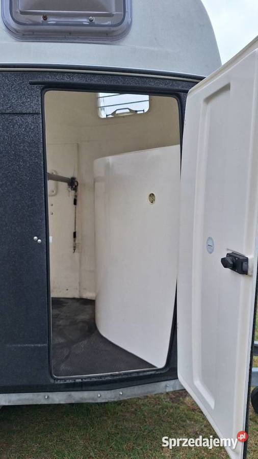 Przczepa do przewozu koni Białośliwie sprzedam