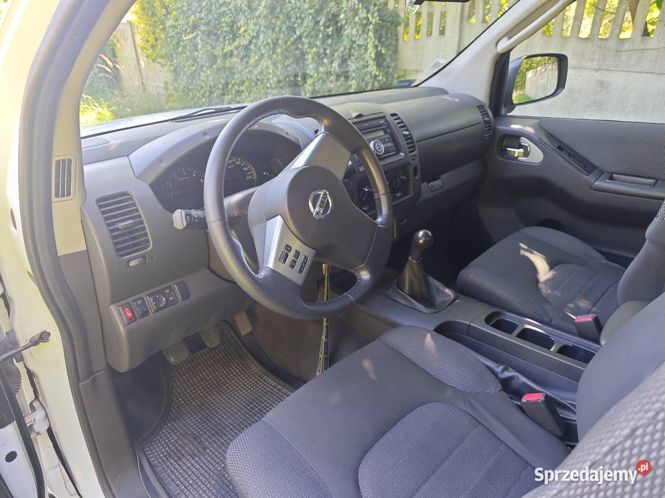 Nissan Navara 25 4x4 Diesel 190 Podniesione Rok produkcji 2012 Kielce