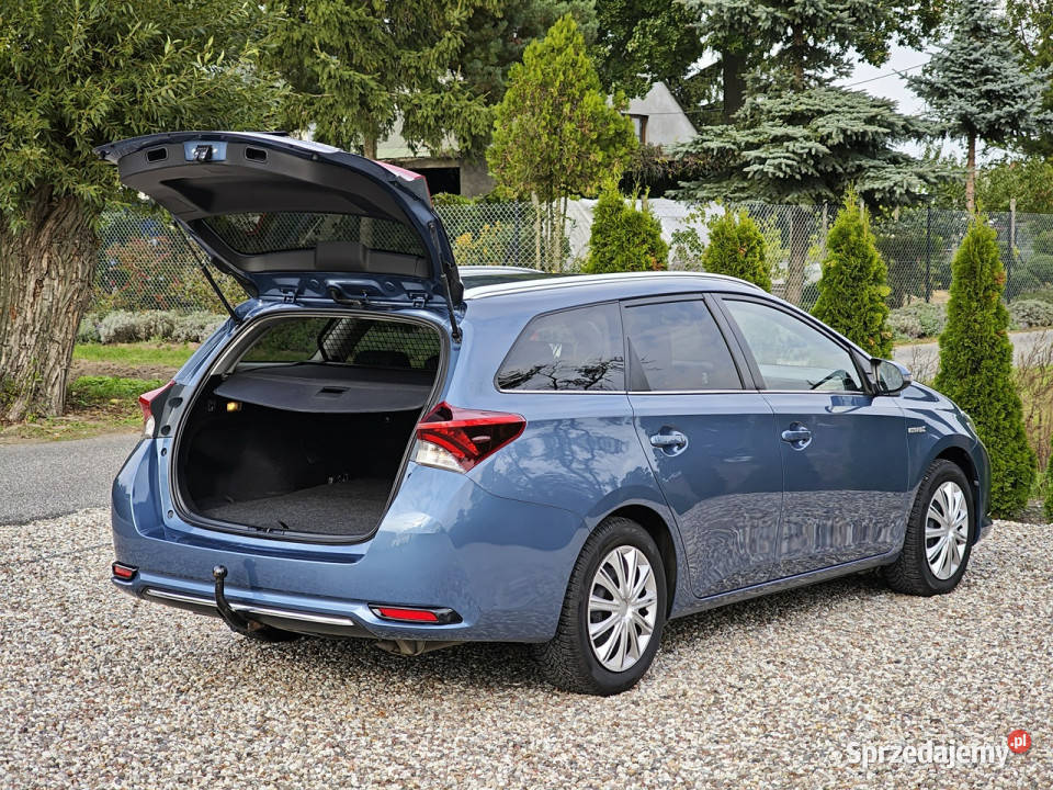 Toyota Auris II 2012 lakier metallic sprzedam