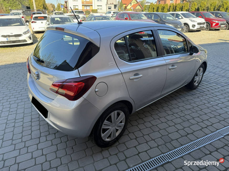 Opel Corsa 14 90 Klimatyzacja E 2014 gniazdo AUX Orzech