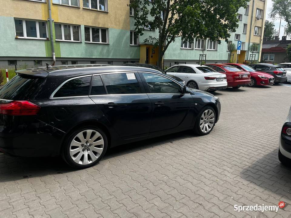 Sprzedam samochód Opel Insignia Sports Tourer 28 nieuszkodzony Pozostałe